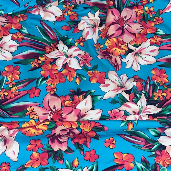 Lands End Women's Underwire Wrap Tankini Swimsuit Top - Picture 3 of 9